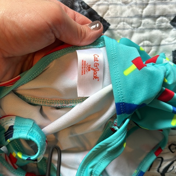 Swimsuit - Picture 2 of 4